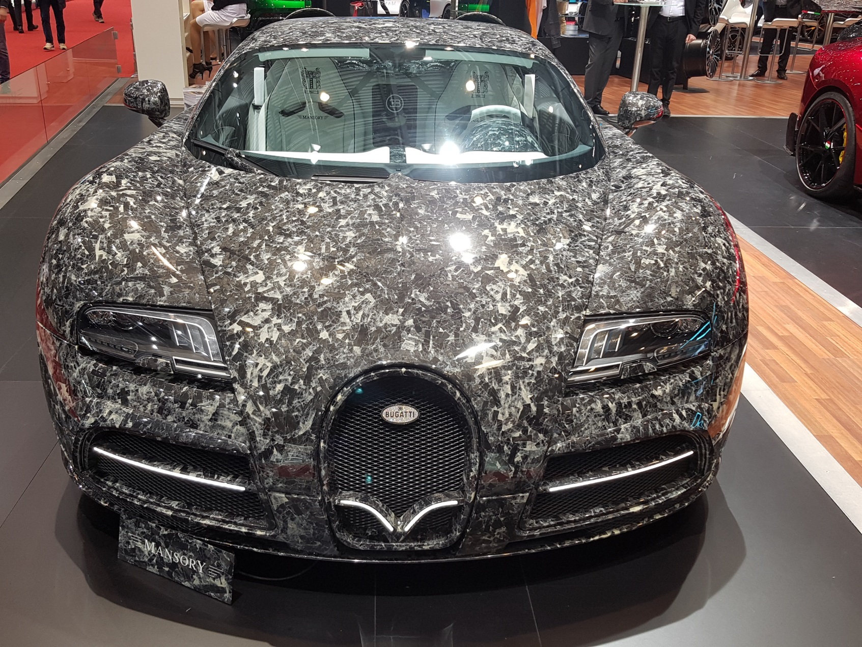 Bugatti в тюнинге от Mansory